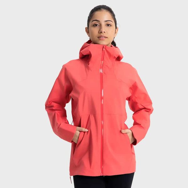 wholesale lightweight waterproof hiking jacket with pockets